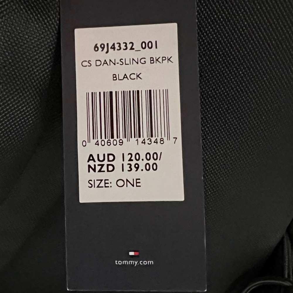 Brand New Tommy Hilfiger Backpack - Picture 5 of 5